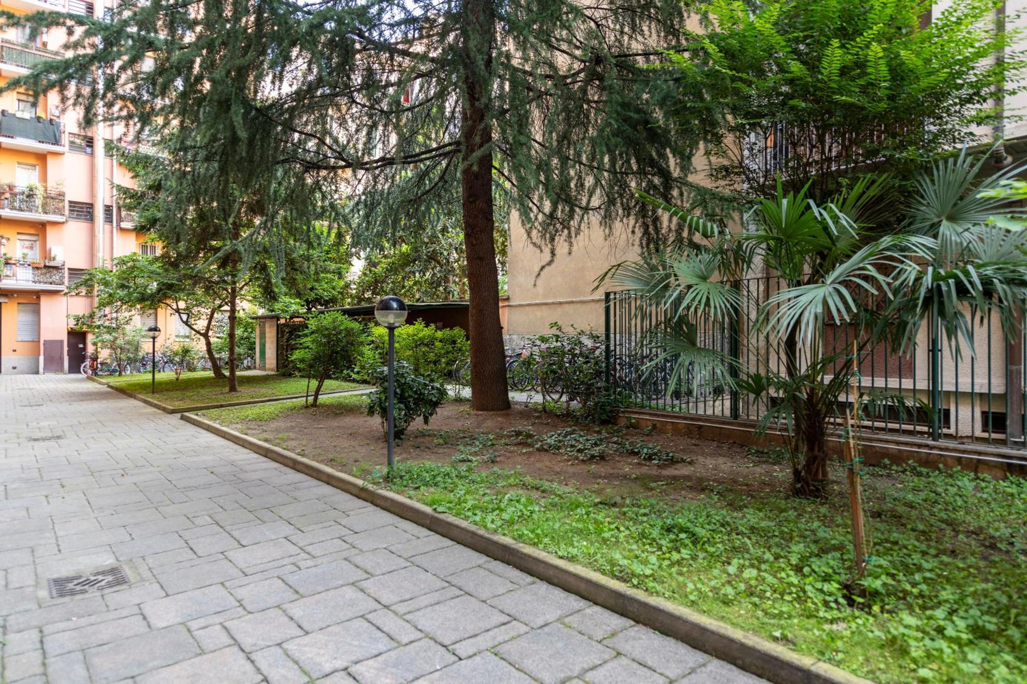 Appartamento Caracciolo, 28 - Ampio Per 5, Posizione Perfetta Milano