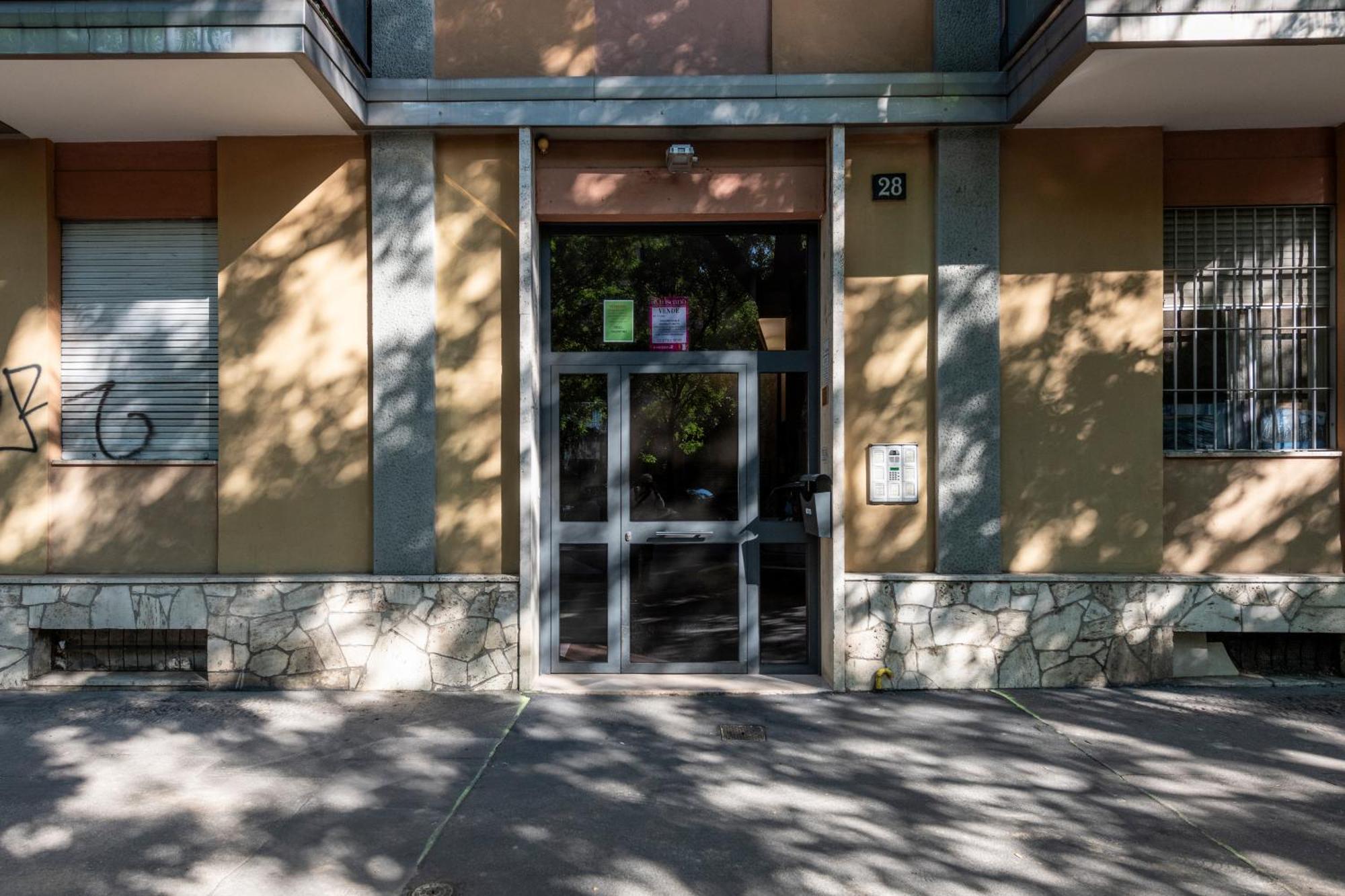 Caracciolo, 28 - Ampio Per 5, Posizione Perfetta